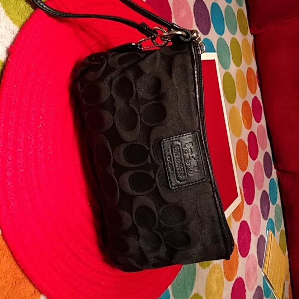 Phil Authentic Coach Black Wristlet. Medium size - Picture 1 of 8